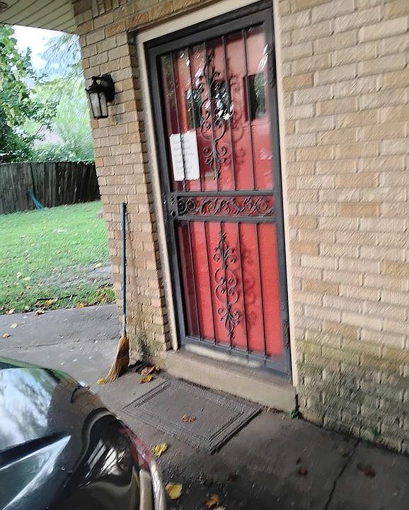 1st image of 2216 S Circle Dr