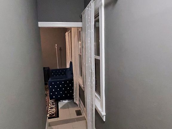 2nd image of 1124 Drake Ave Floor 2