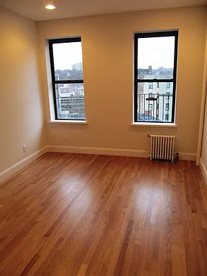 Rented by PMG Real Estate  | media 31