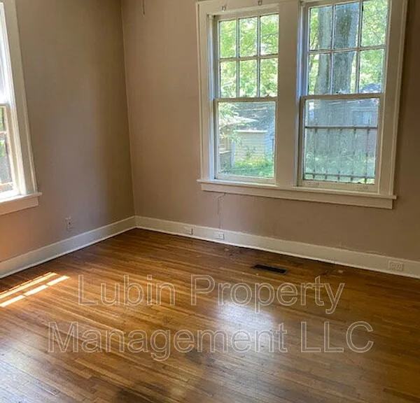 2191 Washington Ave #1 — Photo 4