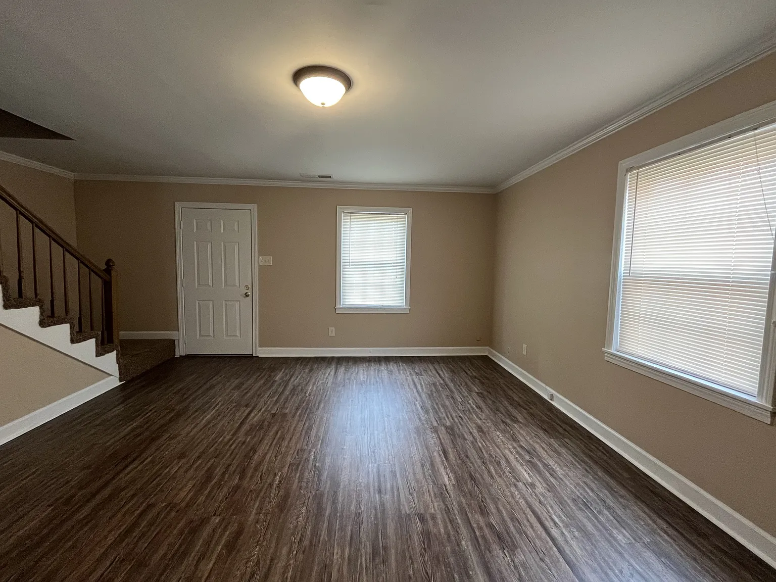 220 Hickory Trail - 1 — Photo 3