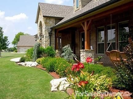 Front Porch with sitting area