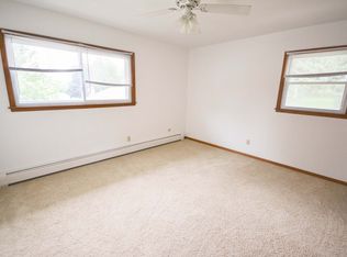 416 Zumbro Dr NW APT 3, Rochester, MN 55901