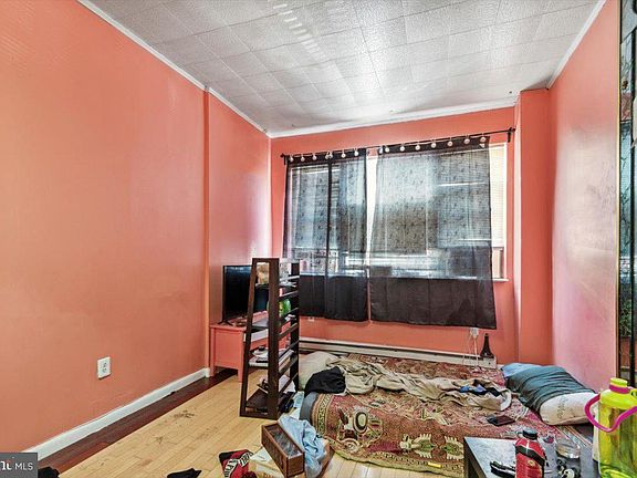2nd image of 1230 Snyder Ave