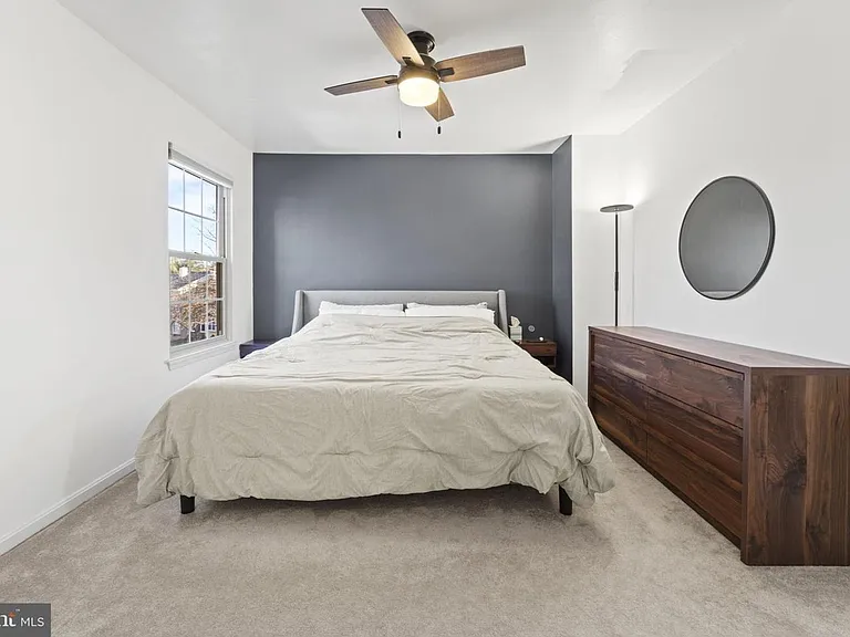 13689 Water Springs Ct — Photo 19