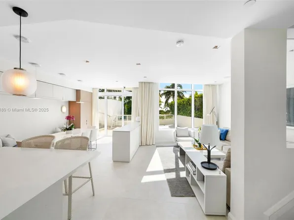 50 S Pointe Dr #Twn7, Miami Beach, FL 33139