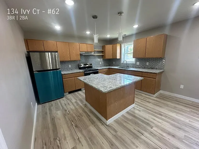 134 Ivy Ct #62 — Photo 1
