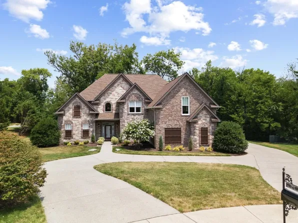 3005 Trawler Ct, Spring Hill, TN 37174