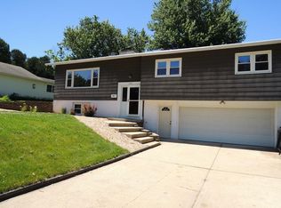 402 S Franklin St, Verona, WI 53593