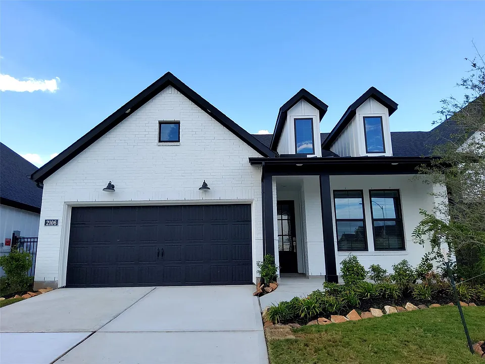 2106 Grapewood Ln