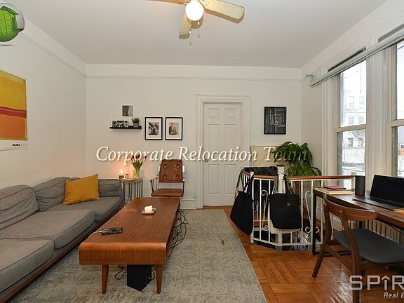 2nd image of 354 21st St #1B