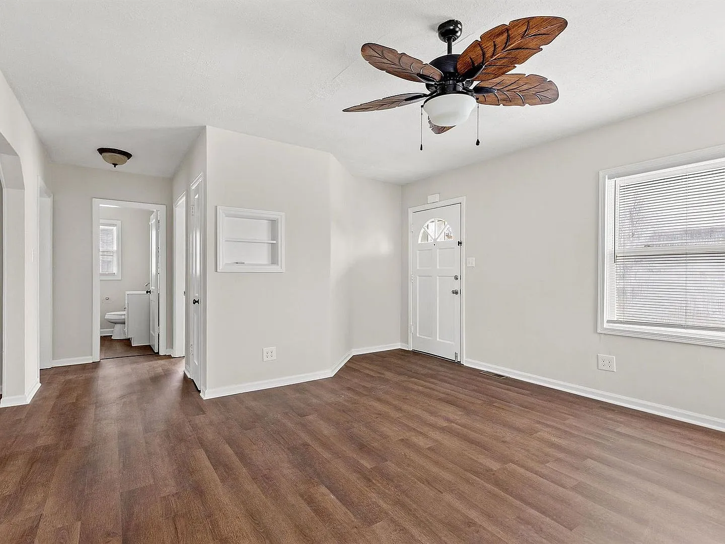 1019 Liberty Rd — Photo 2