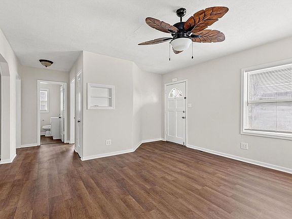 2nd image of 1019 Liberty Rd