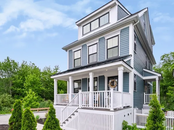 8 Colby Farm Ln #C, Newburyport, MA 01950