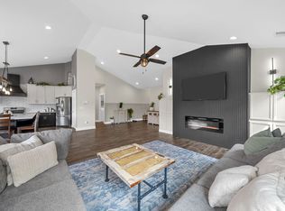 1323 Whispering Oaks Dr, Lebanon, TN 37090