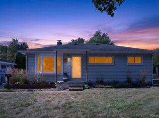 1184 Oak St, Ypsilanti, MI 48198