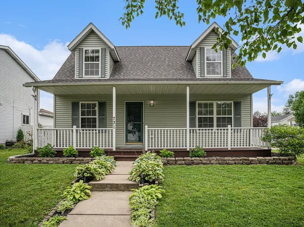 731 Corinth Ave, Valparaiso, IN 46383