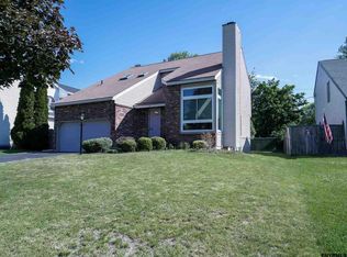 101 Hurst Ave, Albany, NY 12208
