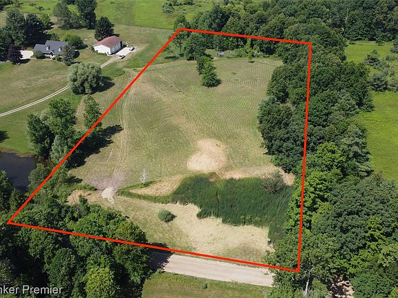 3rd image of 3975 Hagerman Rd