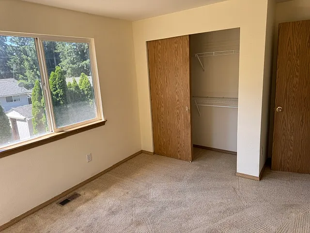 18325 SE 261st Ct — Photo 19