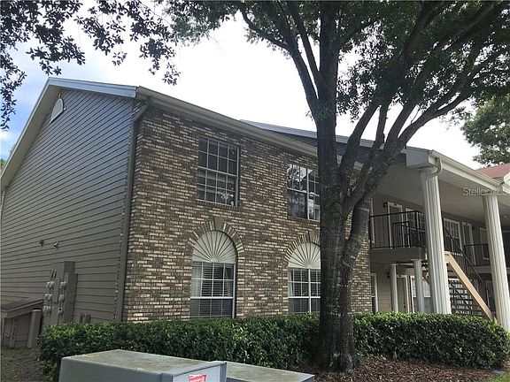 2nd image of 125 Reserve Cir APT 213
