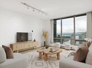 1288 Georgia St W #2503, Vancouver, BC V6E4R3