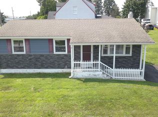 70 Rosemont Ave, Aston, PA 19014