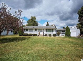1306 Michael Dr, Jackson, MI 49202