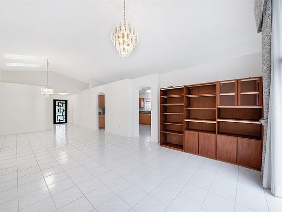 5th image of 16514 NW 10th Street