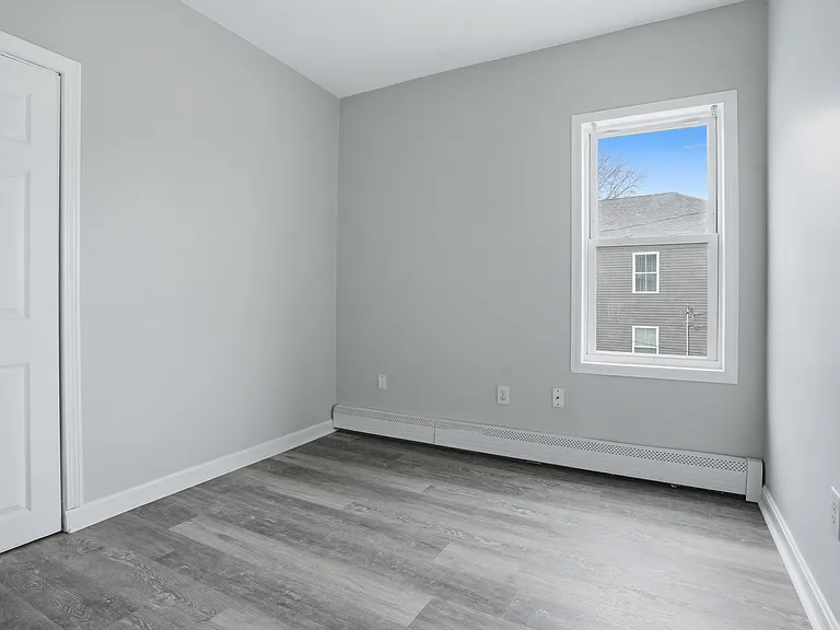 660 Public St #2 — Photo 16