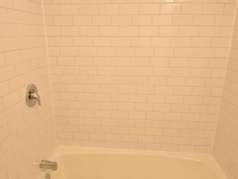 518 Oakland Park Ave — Photo 14