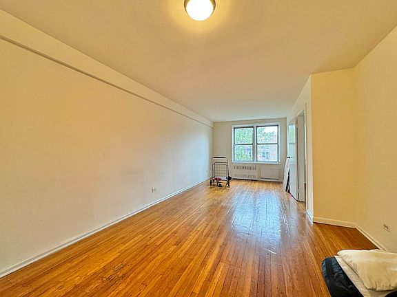3rd image of 144-02 Barclay Ave #6A
