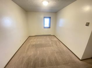 904 N Main St, Bellefontaine, OH
