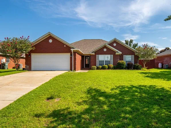 217 Windsor Garden Dr, Enterprise, AL 36330