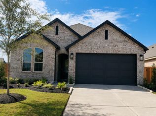 18130 Sunlit Oasis Dr, Webster, TX 77598