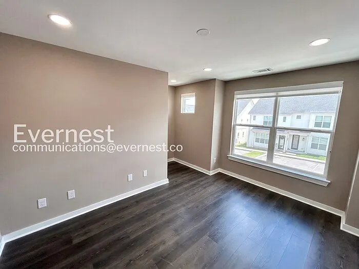 303 Jeffries Way — Photo 15