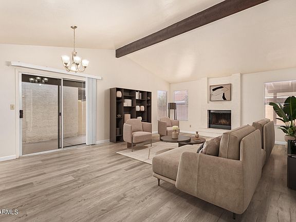 5th image of 2114 E FORGE Avenue