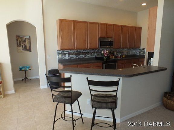 2nd image of 486 Venetian Villa Dr