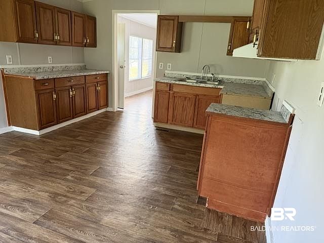 2nd image of 7292 Roscoe Rd #A