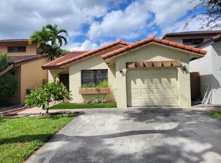 6635 NW 173rd Ln, Hialeah, FL 33015