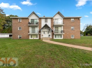 620 56th St SE #8, Grand Rapids, MI 49548
