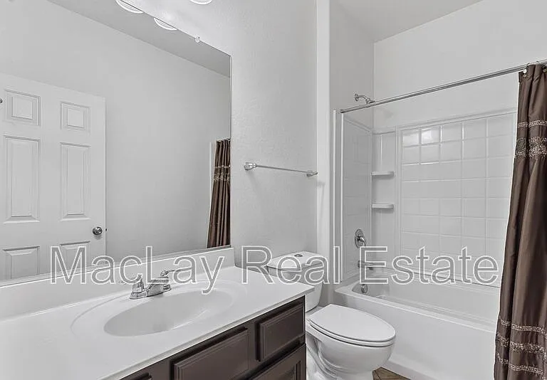 3263 S Miller Dr — Photo 14