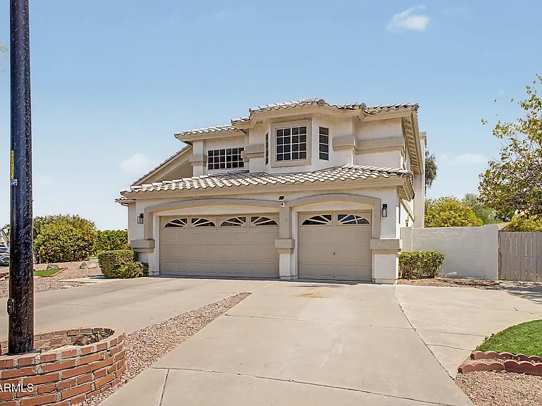 5773 W Shannon St — Photo 6