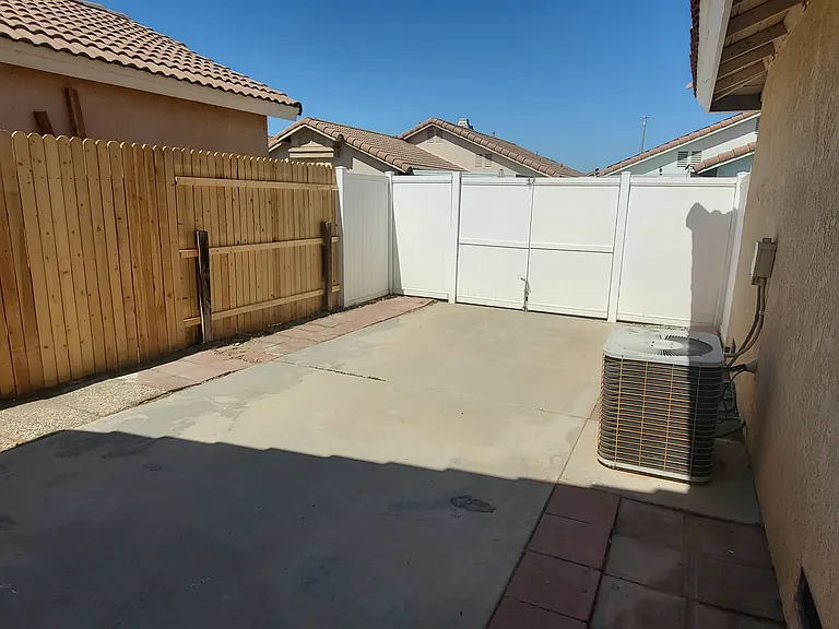 853 Ensenada Dr — Photo 11