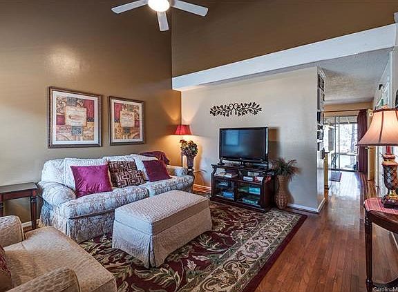 5th image of 140 Westlake Dr #304