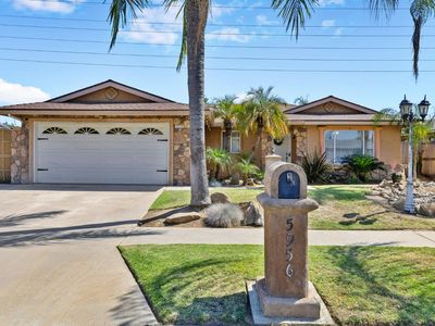 5956 E Illinois Ave, Fresno, CA, 93727