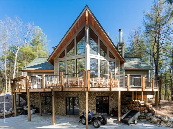 3259 Donahue Dr, Nebo, NC 28761