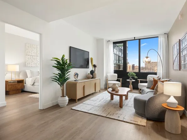 166-20 90th Avenue image 1 of 19