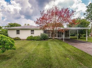 1504 Nye St, Corydon, IN 47112