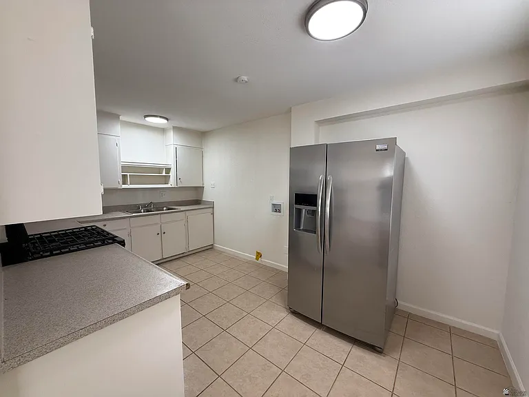 723 N Musgrove Ave — Photo 6